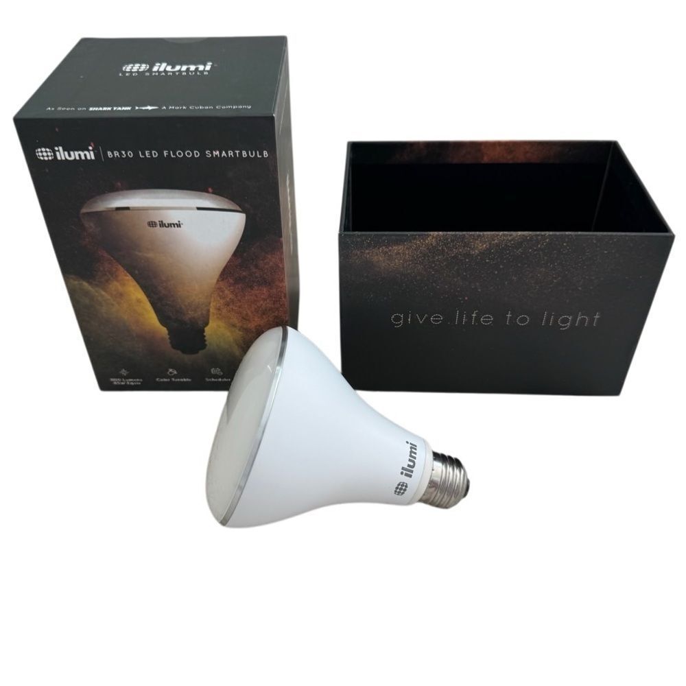 Ilumi BR30 LED Flood in sleek white FOR BRIGHT WHITE LIGHT ONLY